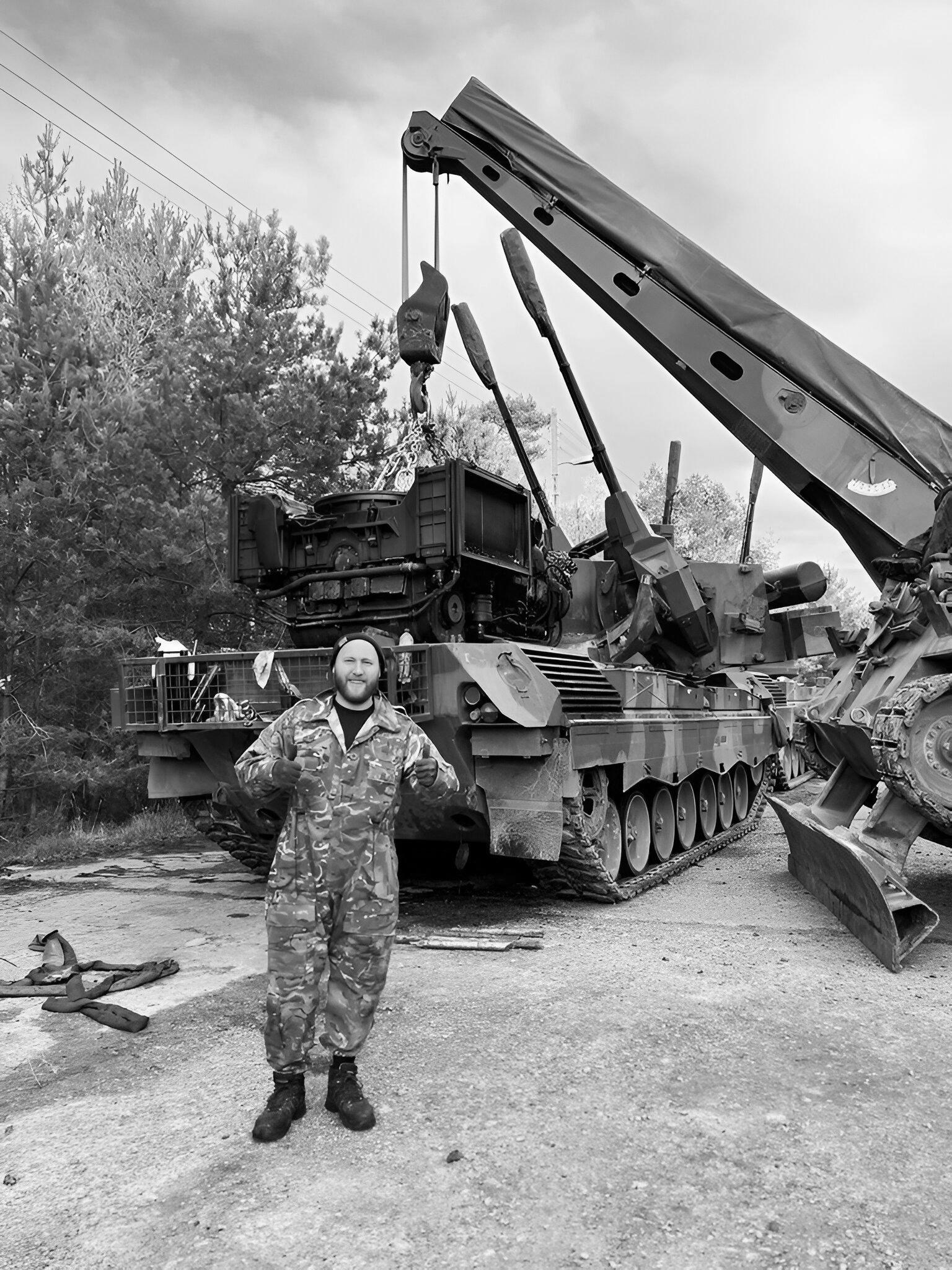 Mildasun Heavy military equipment maintenance